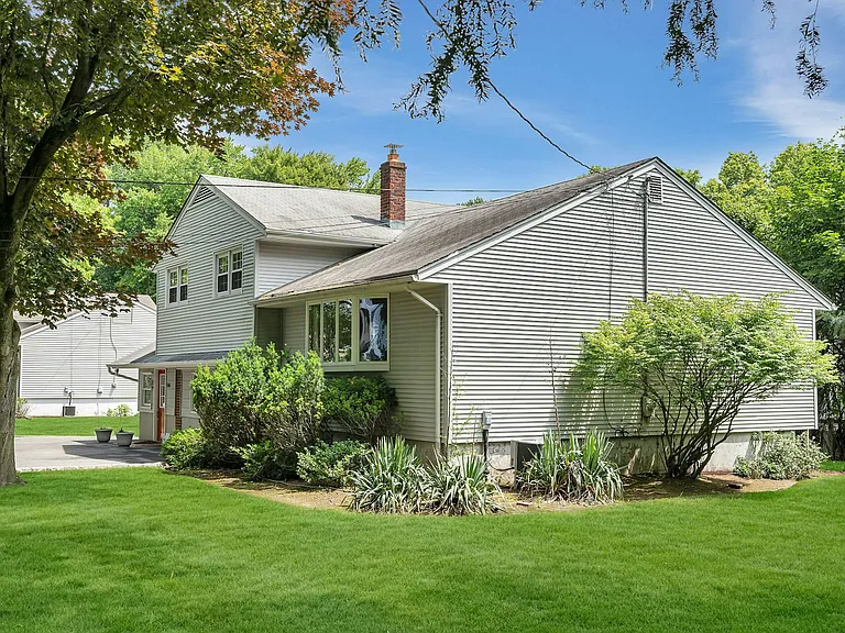 516 Knickerbocker Rd — Photo 27