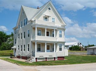 56 Lyman Ave, Johnston, RI 02919