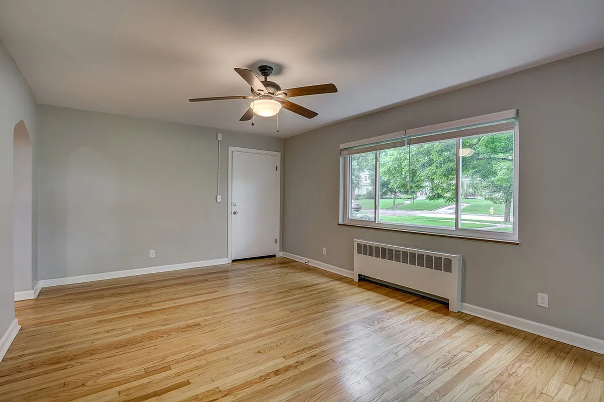 Building Photo - 7 Arcadia Ave #1