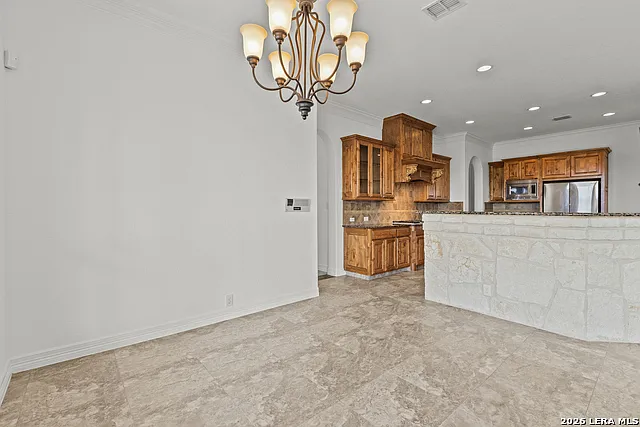 623 Sentry Hl — Photo 10
