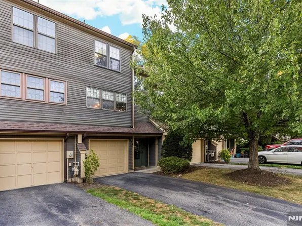 30 Concord Rd APT F, West Milford, NJ 07480