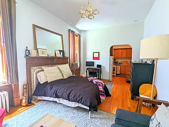 Rented by Manhattan Spaces