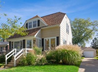 2515 Willa Dr, Saint Joseph, MI
