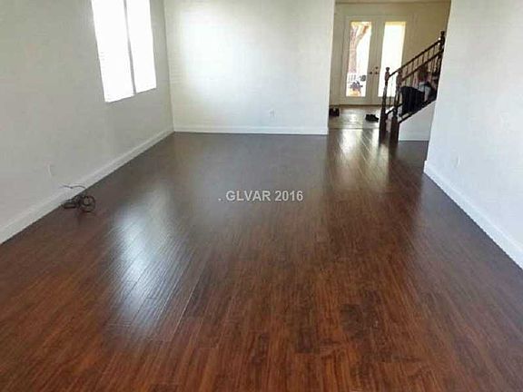 3rd image of 4105 W El Campo Grande Ave