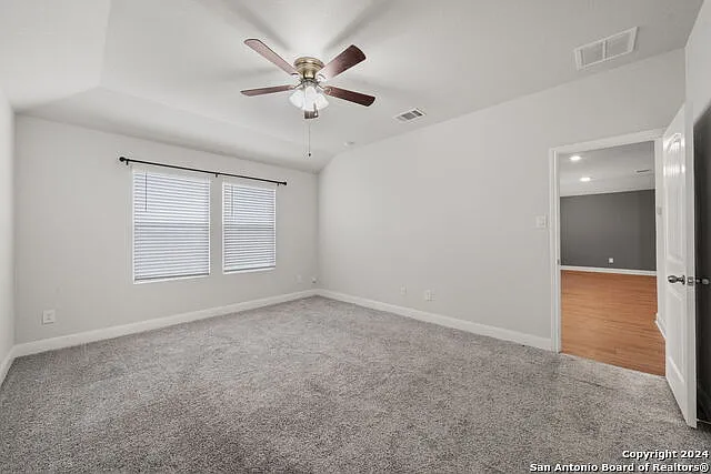1080 Amble Oak — Photo 35