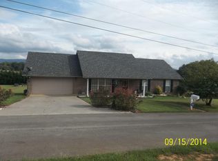 217 John Bouldin Dr, Maryville, TN 37801