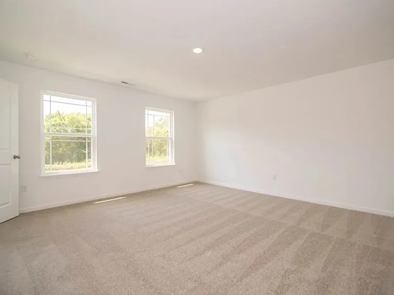 6213 Rhinecliff Dr — Photo 15
