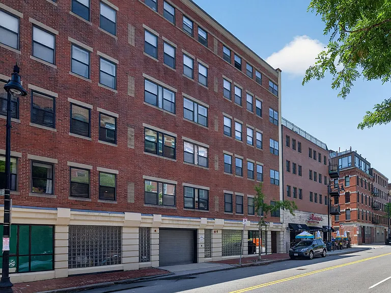 440 Commercial St #202 — Photo 24