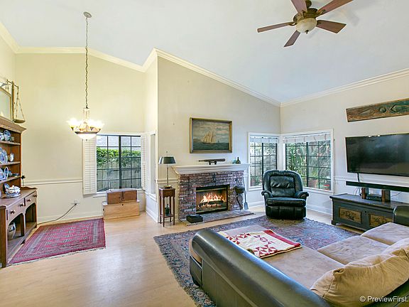 5th image of 777 Marcos Vista Ln