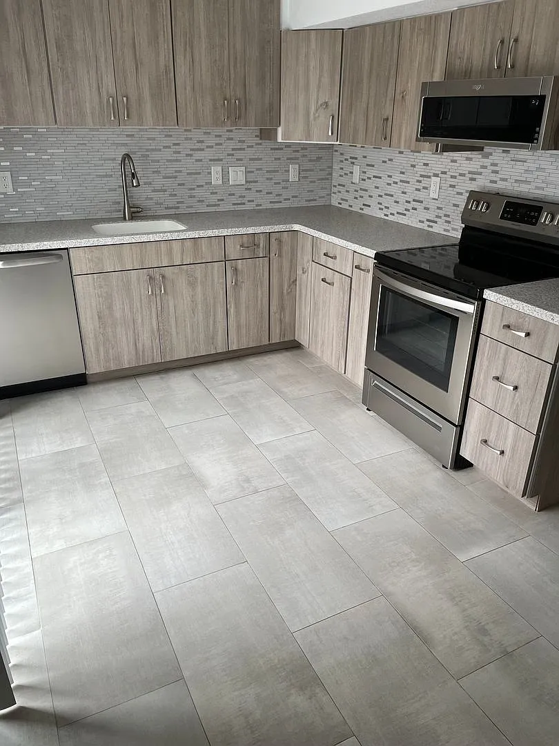 Building Photo - 1602 Garfield Ave #4