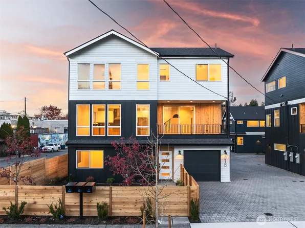 318 N 84th Street, Seattle, WA 98103