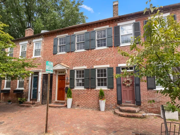 303 Queen St, Alexandria, VA 22314