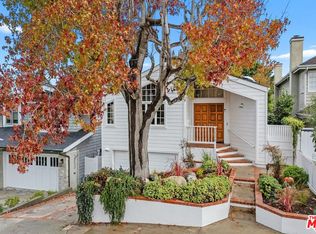 2200 N Poinsettia Ave, Manhattan Beach, CA 90266