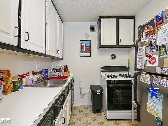 3rd image of 11817 Union Tpke APT 21C