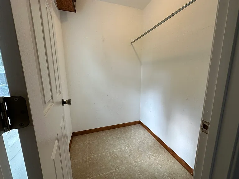 37 S Heather Dr — Photo 11