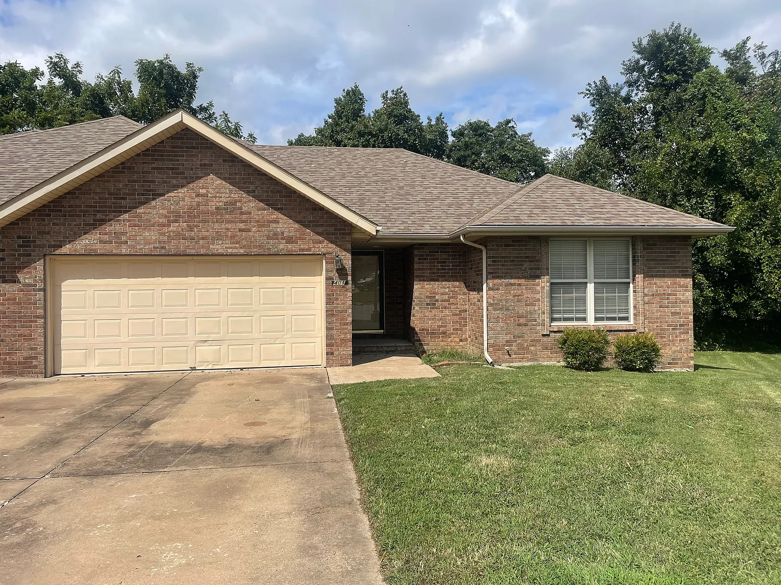 S Brooktrail Way, Nixa — Photo 1