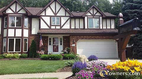 1st image of 35 Lillyridge Dr