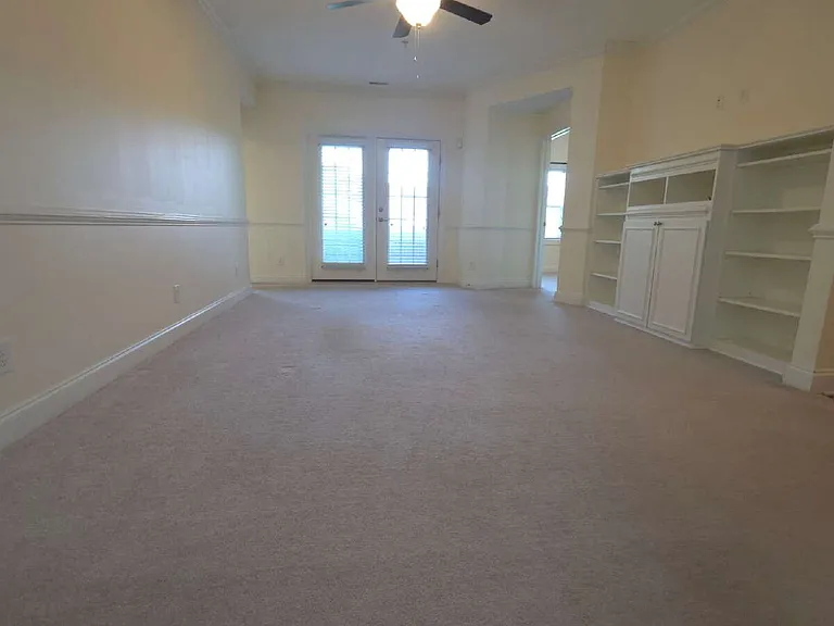 321 Gallery Dr #202 — Photo 66