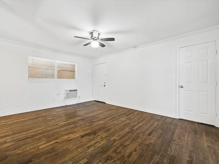 5102 Academy — Photo 26