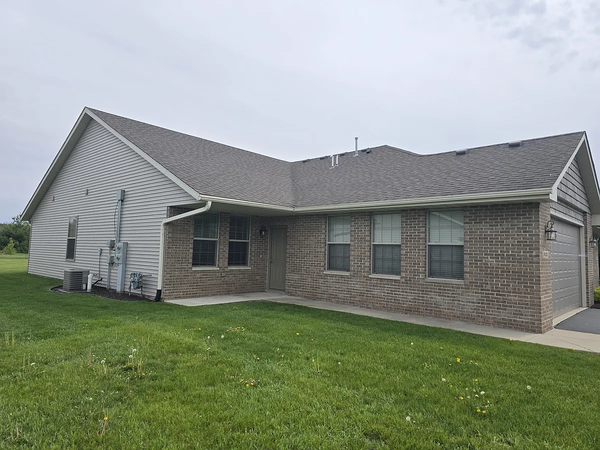 Building Photo - 9103 Southdown Ln