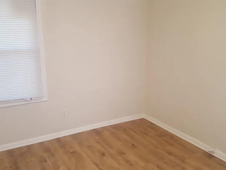 1647 Bridgeport Dr NW — Photo 13