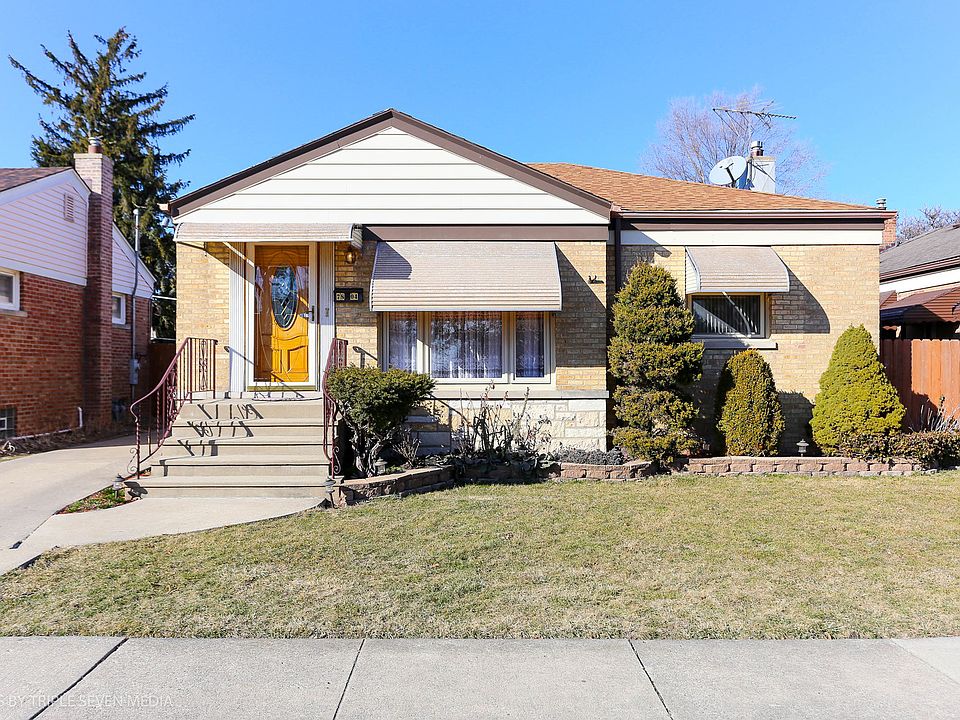 1st image of 7804 W Fullerton Ave