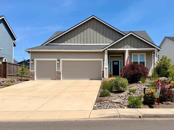 448 Eaglet St NW, Salem, OR 97304