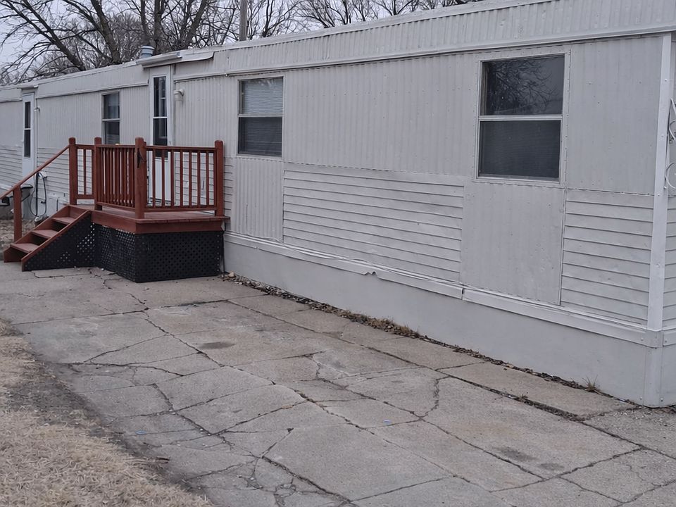 1st image of 700 S 4th St #5