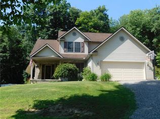 121 Edison Ave, Leechburg, PA 15656