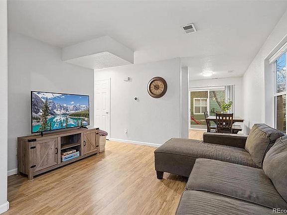 4th image of 802 Waterglen Dr #C-14