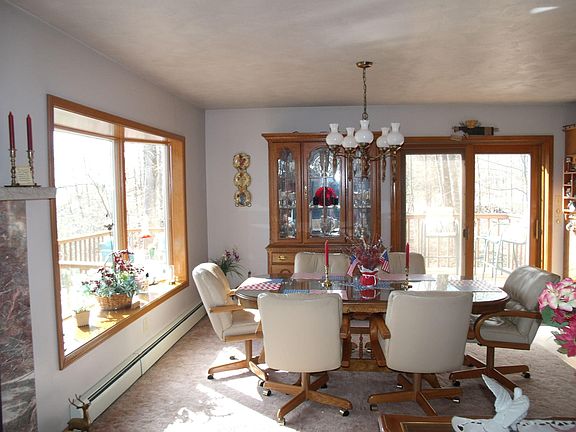 3rd image of 3146 Hidden Ridge Rd