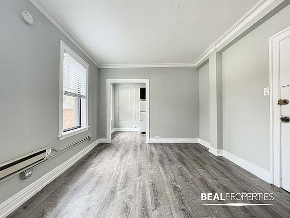 2nd image of 1347 N Dearborn St #1347604