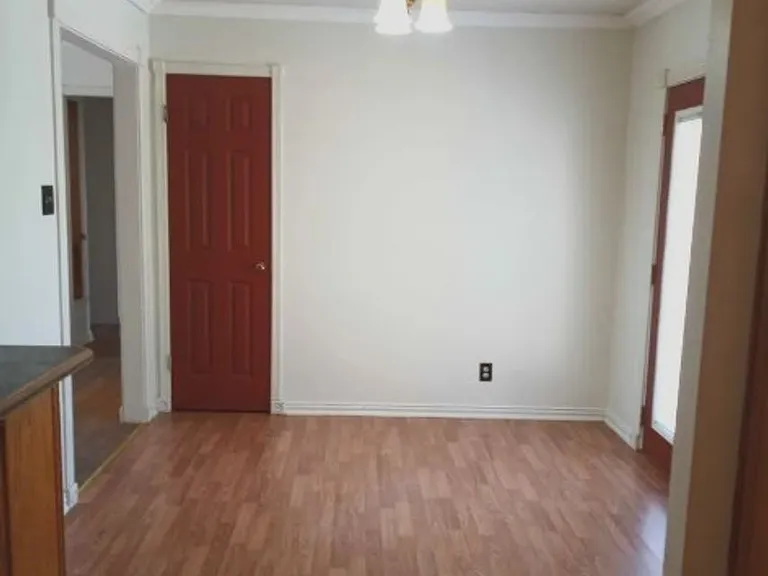 1306 Duval Dr — Photo 7