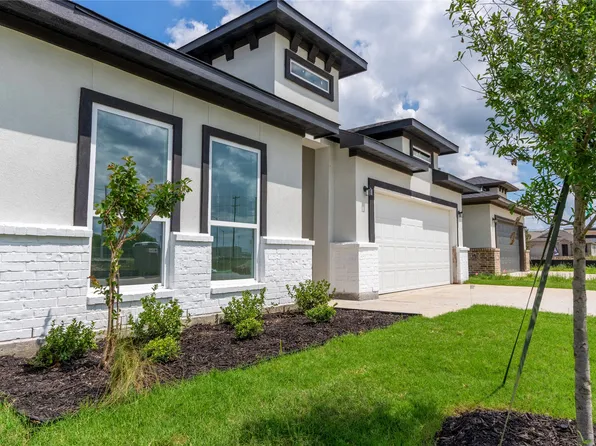 115 Labein Ave, Greenville, TX 75402