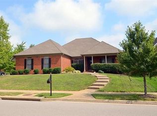 3236 Ridgecane Rd, Lexington, KY 40513