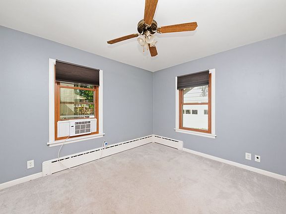 5th image of 512 S Calumet Ave