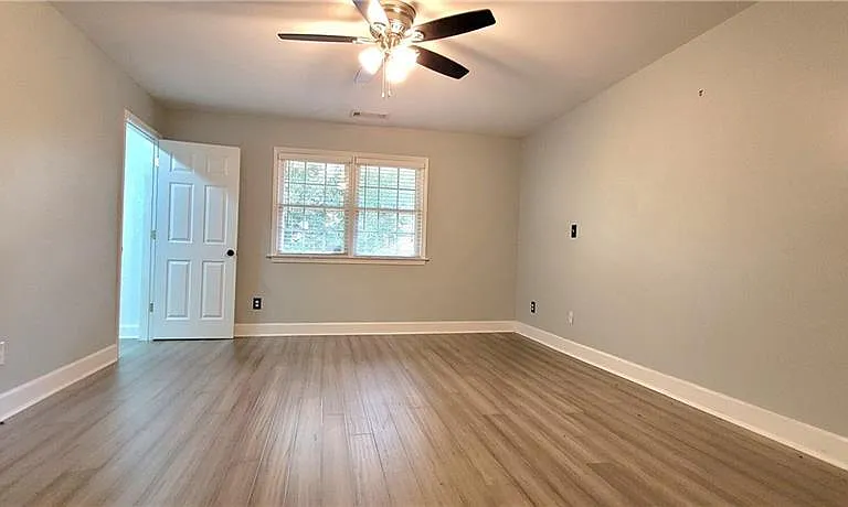 3202 Bolissa Dr — Photo 10