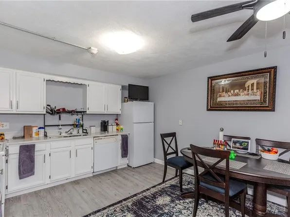 444 Woodward Rd APT 48, North Providence, RI 02904