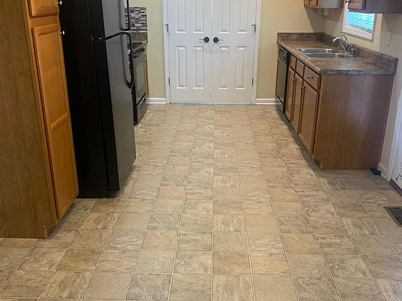 4th image of 5008 S Cross Point Ct