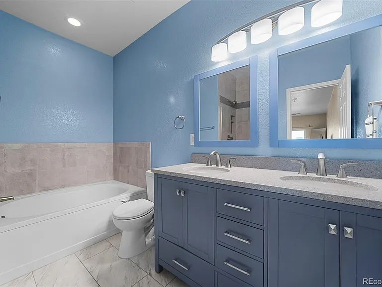 9569 Pearl Cir #201 — Photo 20