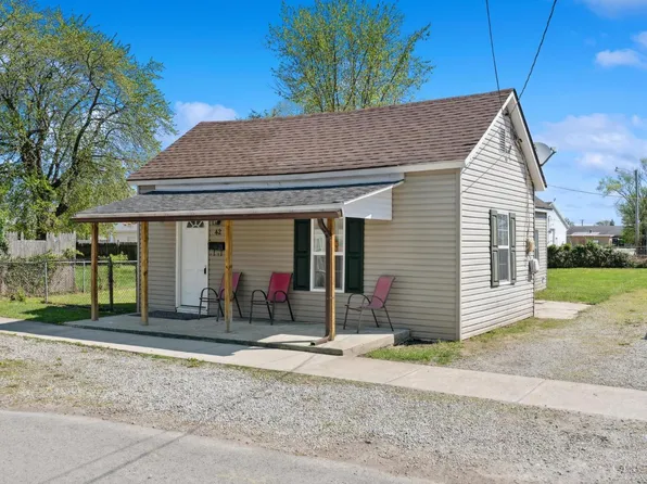 42 Sherman St, Sabina, OH 45169