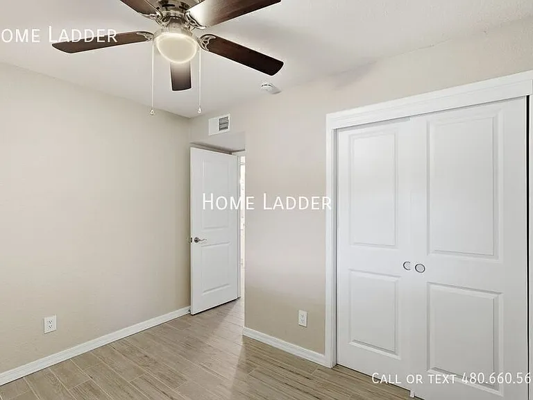 300 S Monterey St — Photo 11