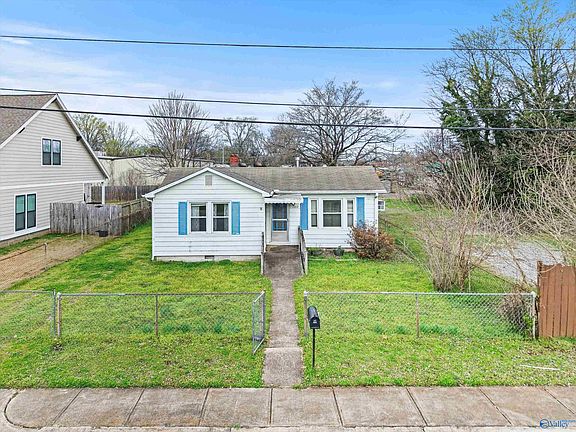 3rd image of 2012 Summer St SW