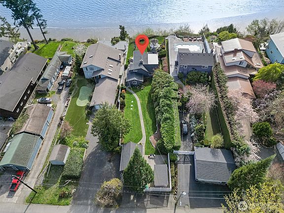 3rd image of 1406 Potlatch Beach Road