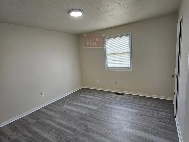 1300 New York Ave #10 — Photo 9