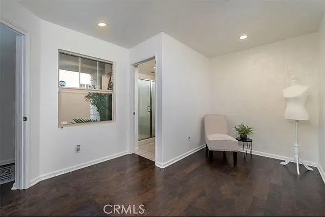 3 bed, 1900 sqft, $6,500 — Photo 4