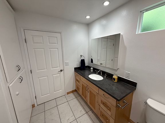 5th image of 2058 N Maricio Cir