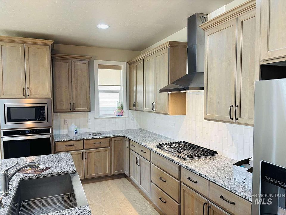 1st image of 5773 W Riva Capri St