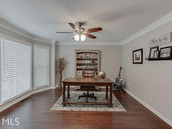 5th image of 815 Clarion Way