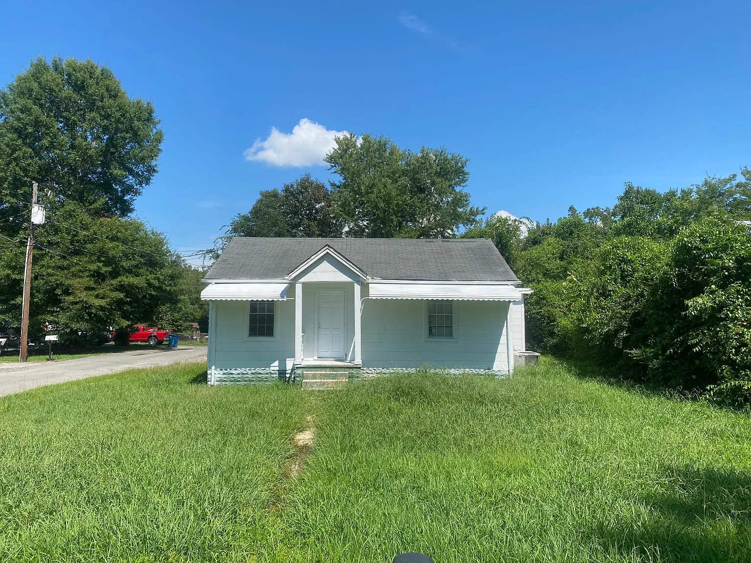 1536 Myrt St — Photo 1